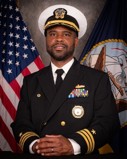 Commander Tim Henderson