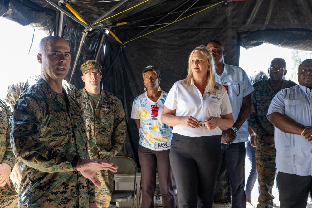 U.S. Marines and Sailors receive distinguished visitors in The Bahamas