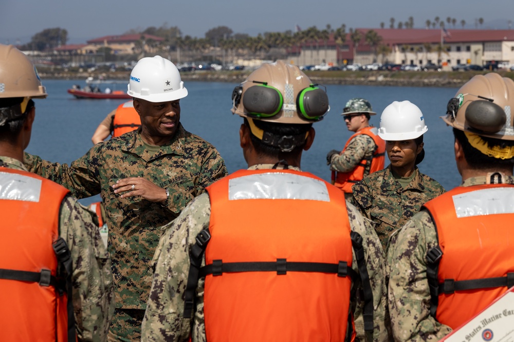 MCI-West CG recognizes servicemembers for Del Mar quay wall repairment