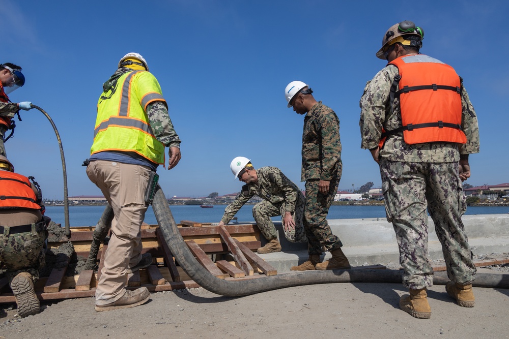 MCI-West CG recognizes servicemembers for Del Mar quay wall repairment