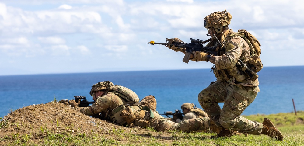 U.S. Army trains at USMC Range