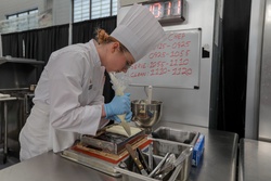 U.S. Army Reserve Pastry Chef of the Year [Image 3 of 26]