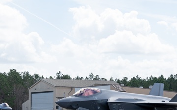 Lightning strikes the 125th Fighter Wing