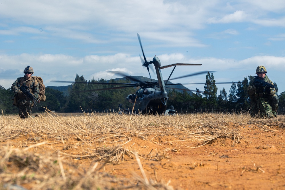 Iron Fist 25 | CLB 31, JGSDF conduct simulated bilateral patrol