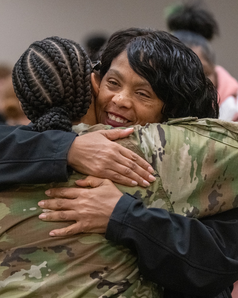 Leadership, Family Welcome Home Taskforce Indiana Airmen and Soldiers