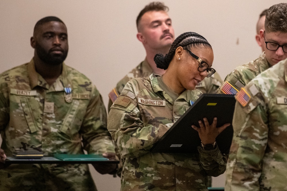 Leadership, Family Welcome Home Taskforce Indiana Airmen and Soldiers