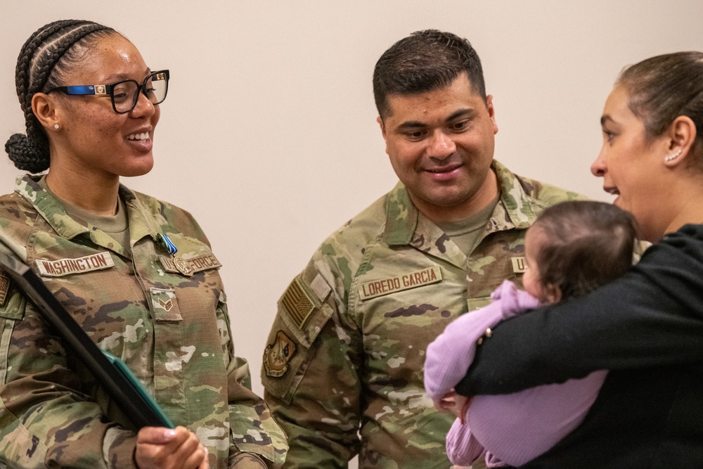 Leadership, Family Welcome Home Taskforce Indiana Airmen and Soldiers