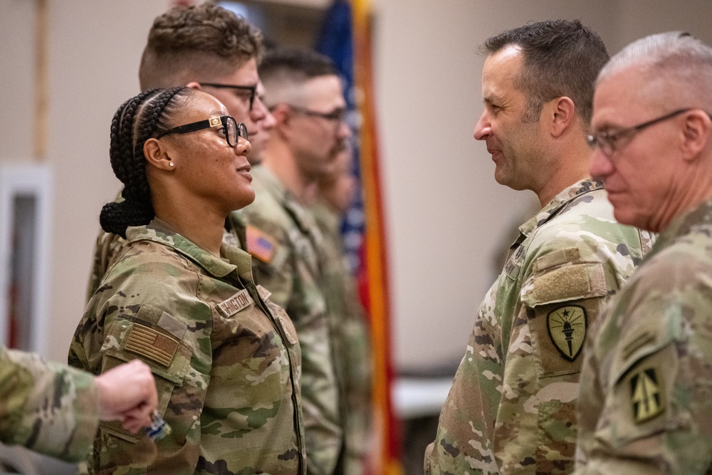 Leadership, Family Welcome Home Taskforce Indiana Airmen and Soldiers