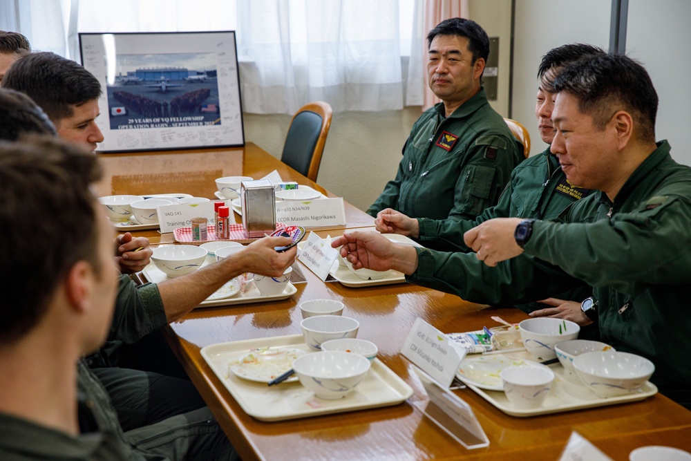 VAQ-141 And VQ-81 Leadership Lunch