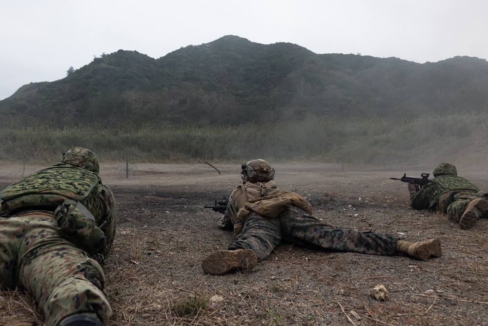 31st MEU | BLT 2/4 conducts bilateral field demolition