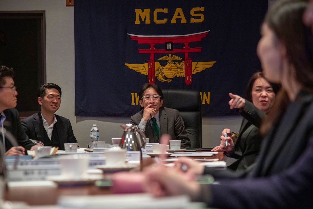 Atsugi Leadership Visit MCAS Iwakuni