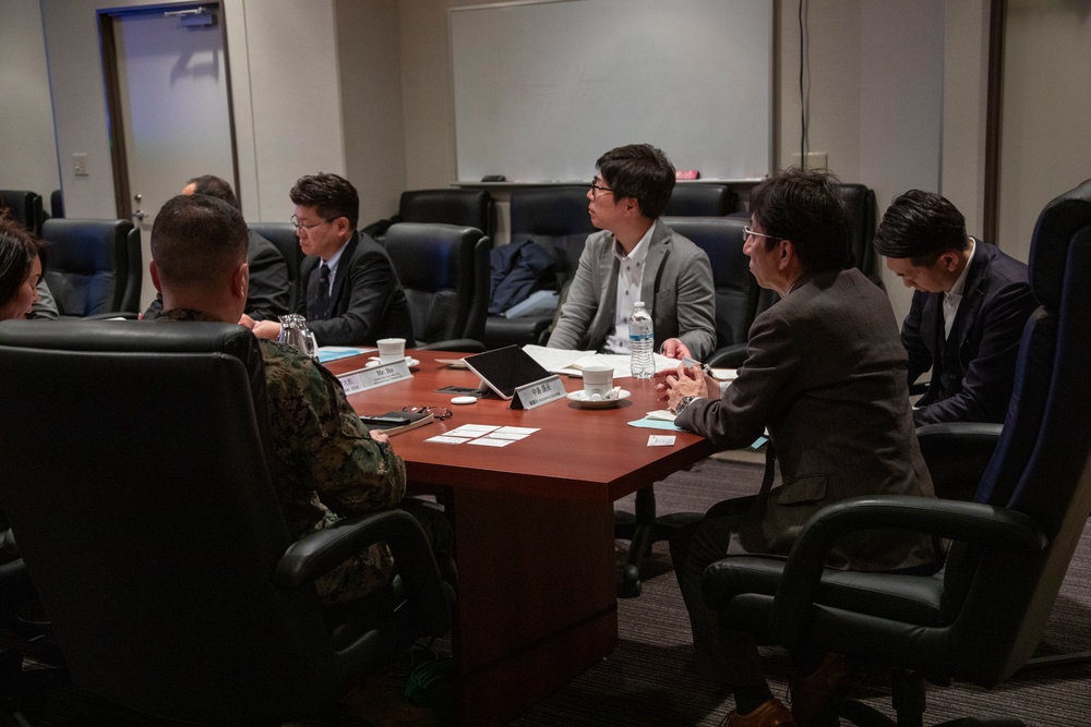 Atsugi Leadership Visit MCAS Iwakuni