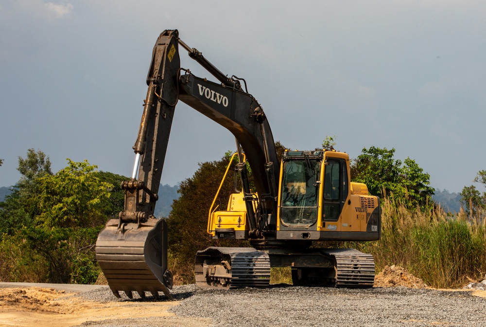 U.S. and Royal Thai Marines Build Roads and Partnerships During Cobra Gold