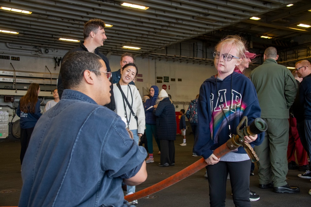 USS America (LHA6) Conducts Tiger Cruise Damage Control Training