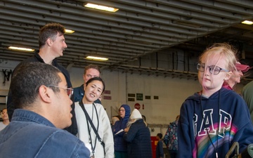 USS America (LHA6) Conducts Tiger Cruise Damage Control Training