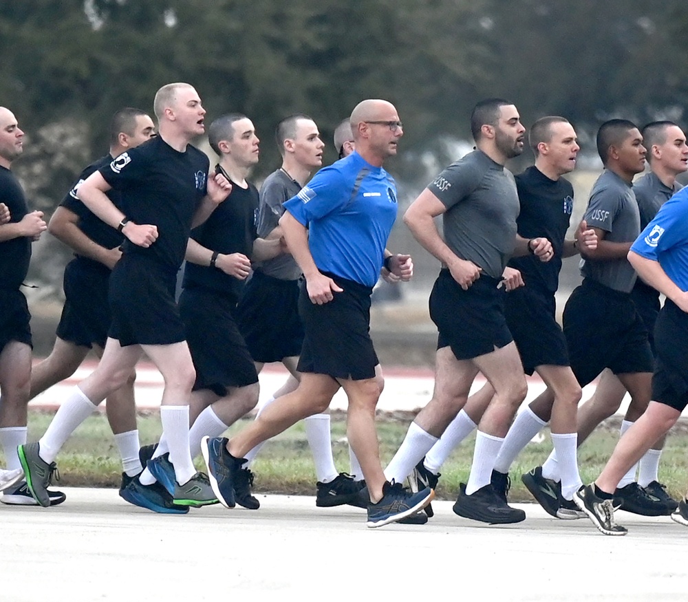 CMSSF Runs with Airmen and Guardians