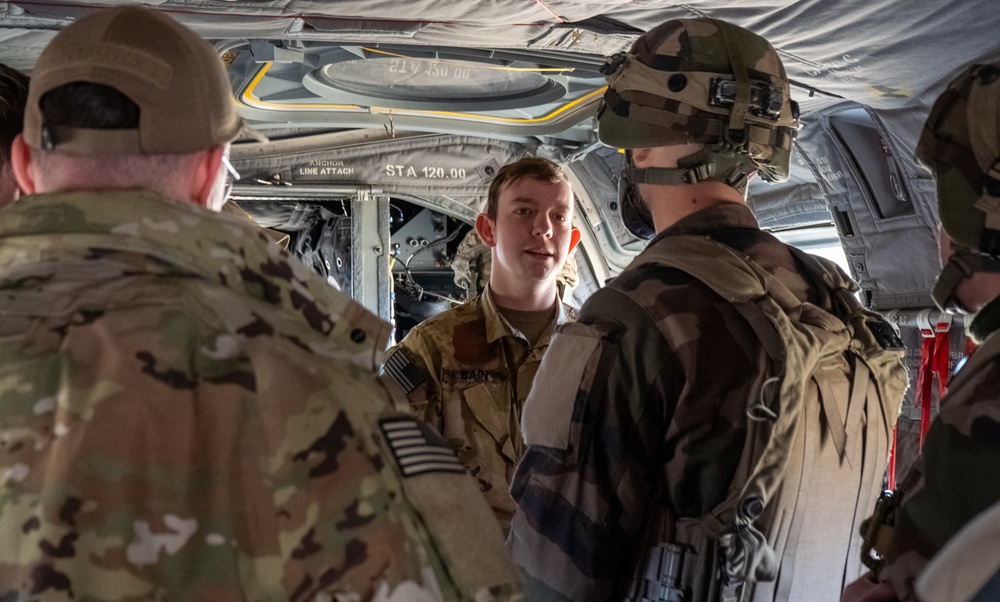 12th Combat Aviation Brigade conducts sling load recovery training