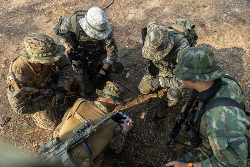 Cobra Gold 25: 1st LAR Bn. Marines, sailors conduct multilateral jungle patrol