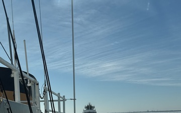 U.S. Coast Guard Cutter Morro Bay (WTGB 106) conducts Ice Breaking on Lake Erie