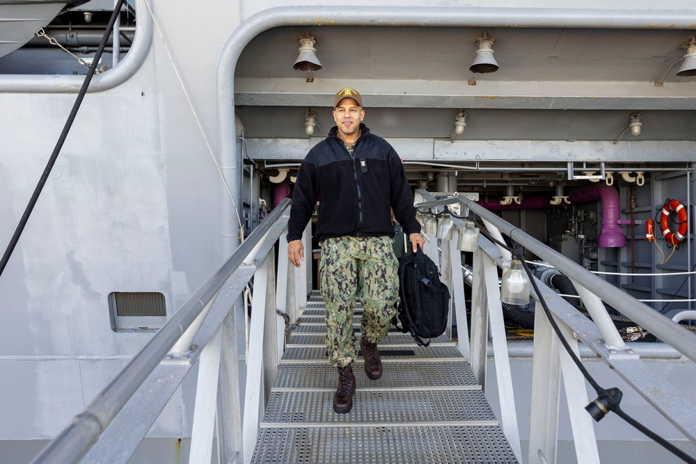 Daily Operations Aboard USS George H.W. Bush (CVN 77)
