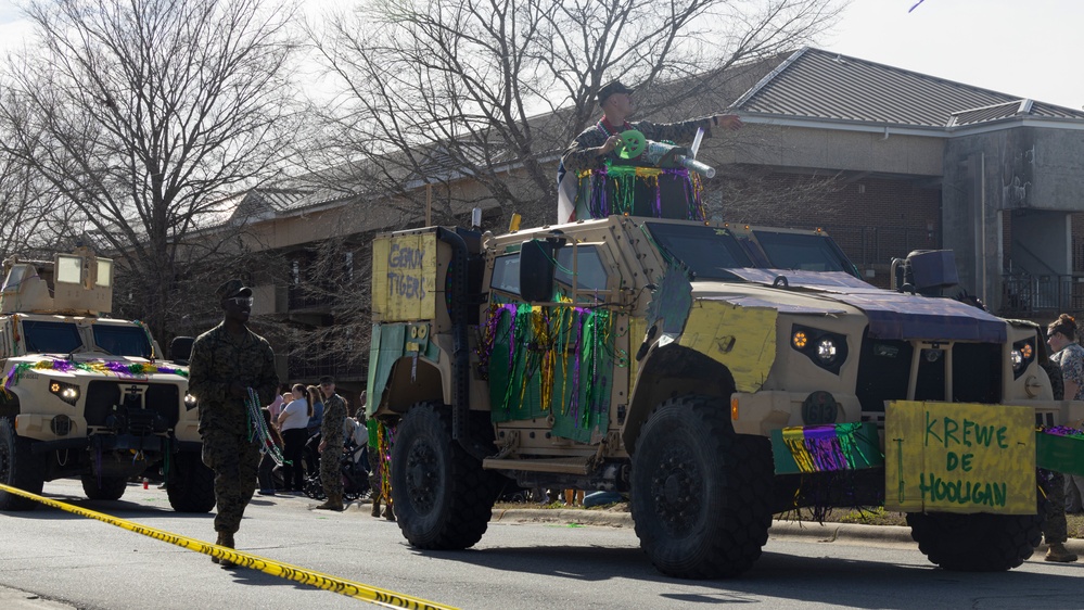 U.S. Marines and Families of 10th Marine Regiment, 2d Marine Division, Celebrate Mardi Gras