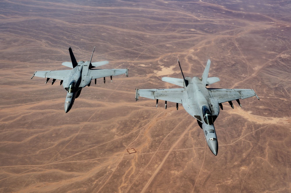 Mind the hornet’s nest: U.S. Navy Super Hornets soar over CENTCOM AOR