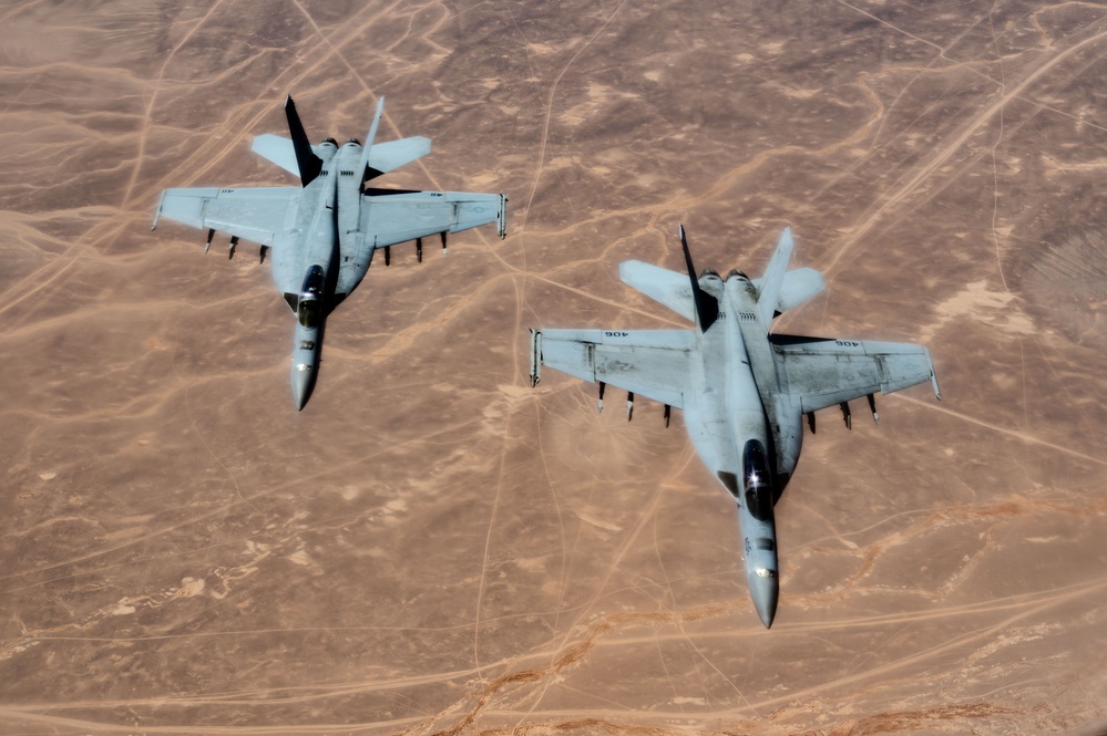 Mind the hornet’s nest: U.S. Navy Super Hornets soar over CENTCOM AOR