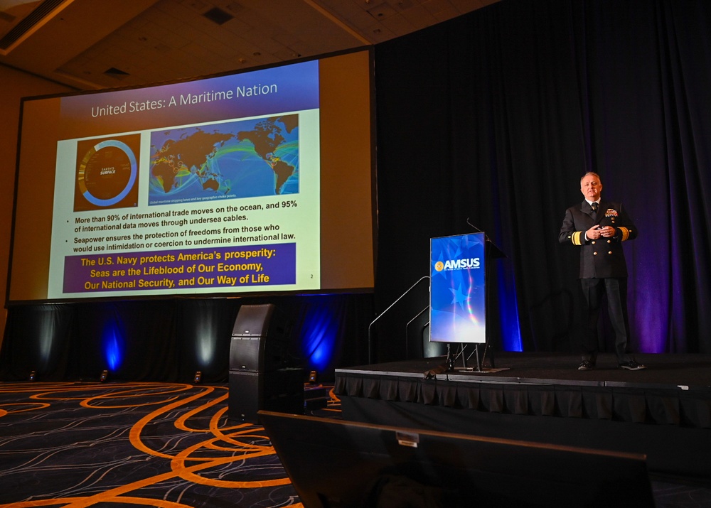¬Surgeon General of the Navy Speaks at Federal Healthcare Professionals Forum