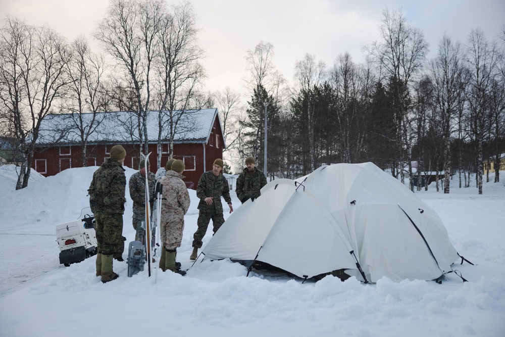 Exercise Joint Viking 25: 2d Marine Division Leadership Visits Marines and Sailors Participating in Exercise JV25