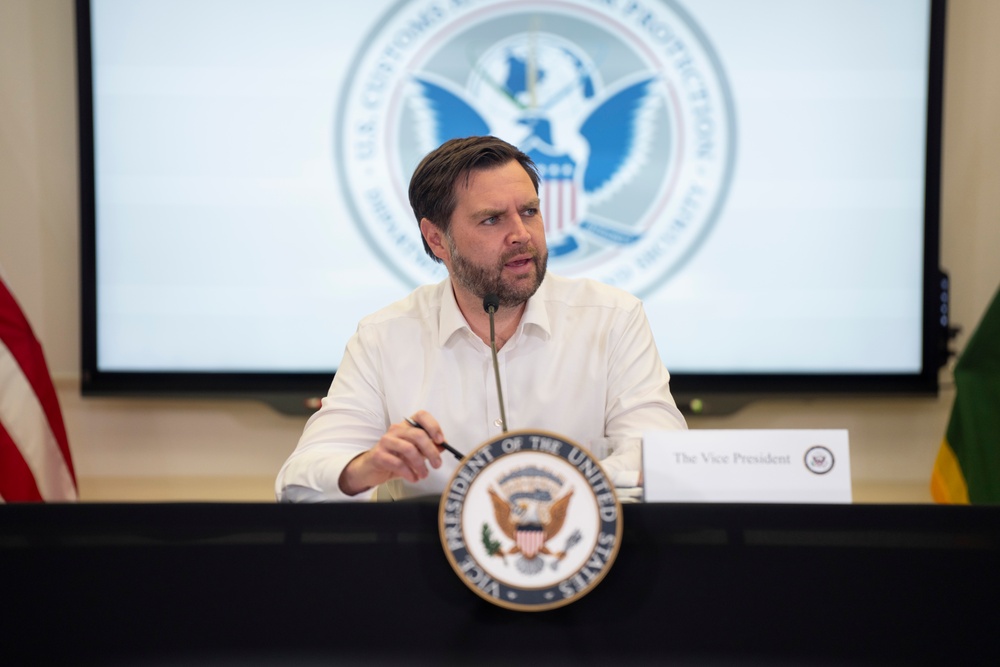 VPOTUS, SECDEF, DNI visit Texas Southern Border