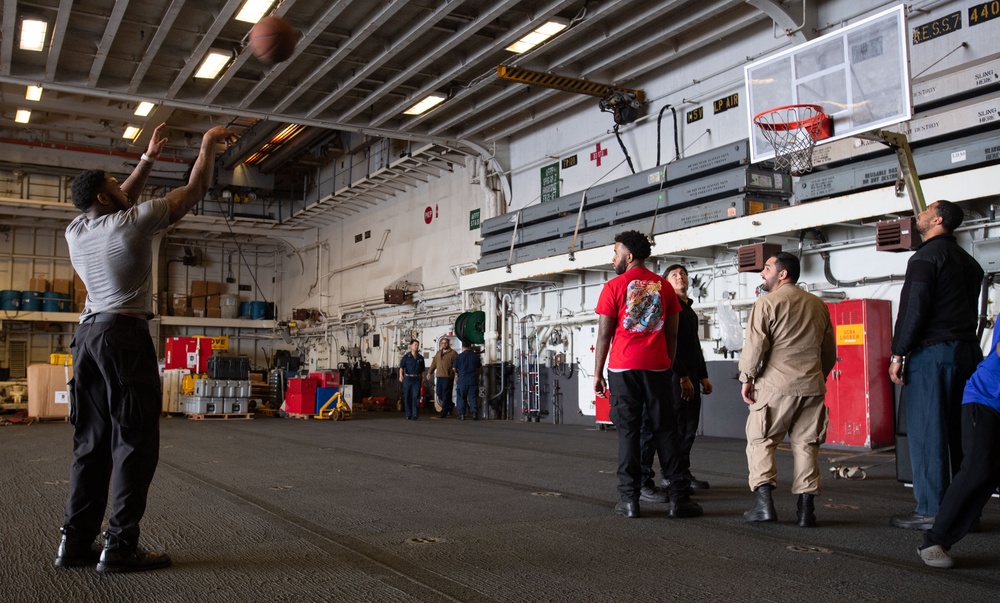 USS America (LHA 6) Hosts Tiger Cruise