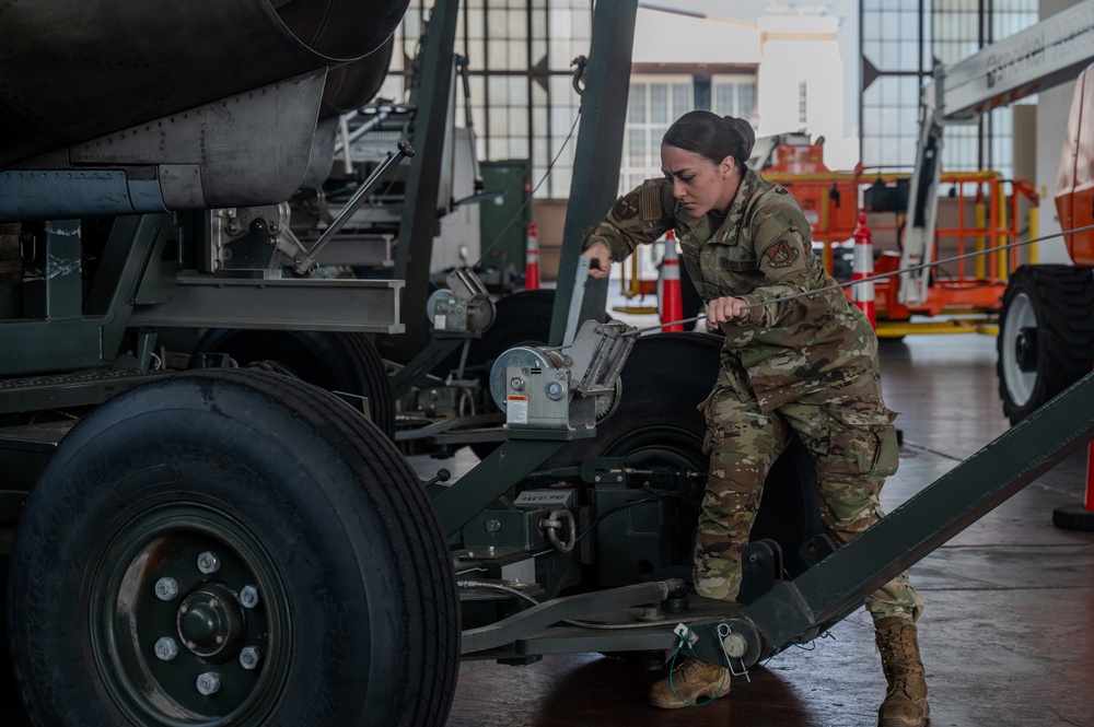 Team Hickam's 15th MXS Backshops ensure aircraft stay mission-ready