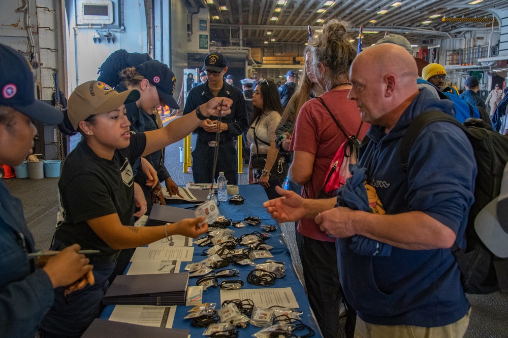 USS America (LHA 6) Hosts Tiger Cruise