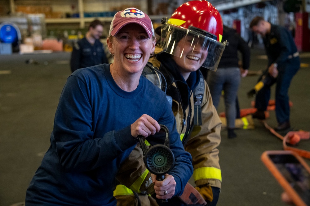 USS America (LHA 6) Hosts Tiger Cruise