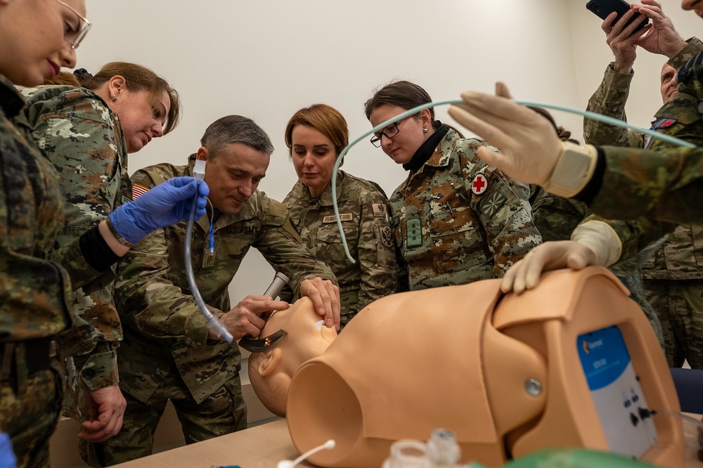 U.S., NATO, partner nations participate in Bulgarian Multilateral Medical Simulation Training Engagement