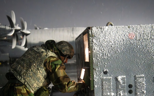 374 AMXS conducts nighttime maintenance