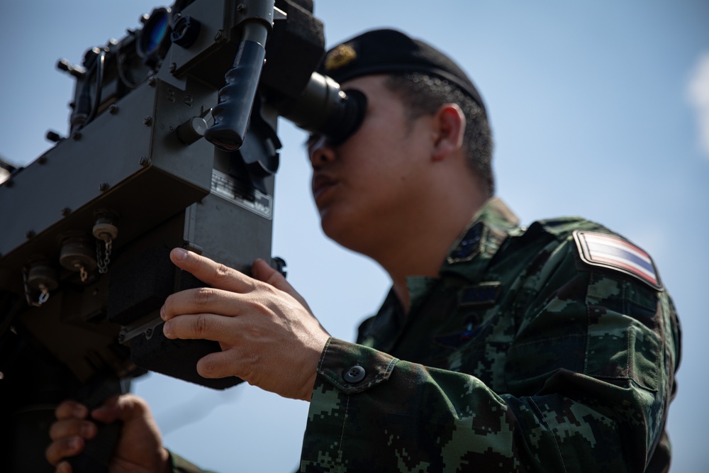 A member of the Royal Thai Armed Forces prepares for a Stinger/Starstreak engagement near Lop Buri, Thailand