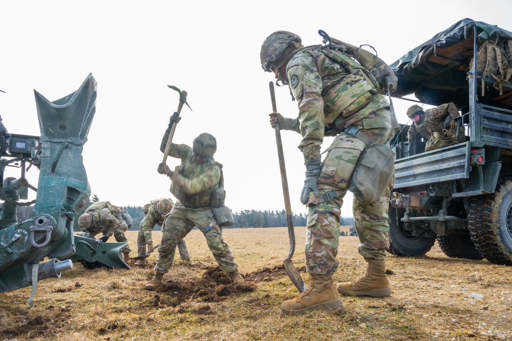 U.S. Army platoons certify in fire support and field artillery