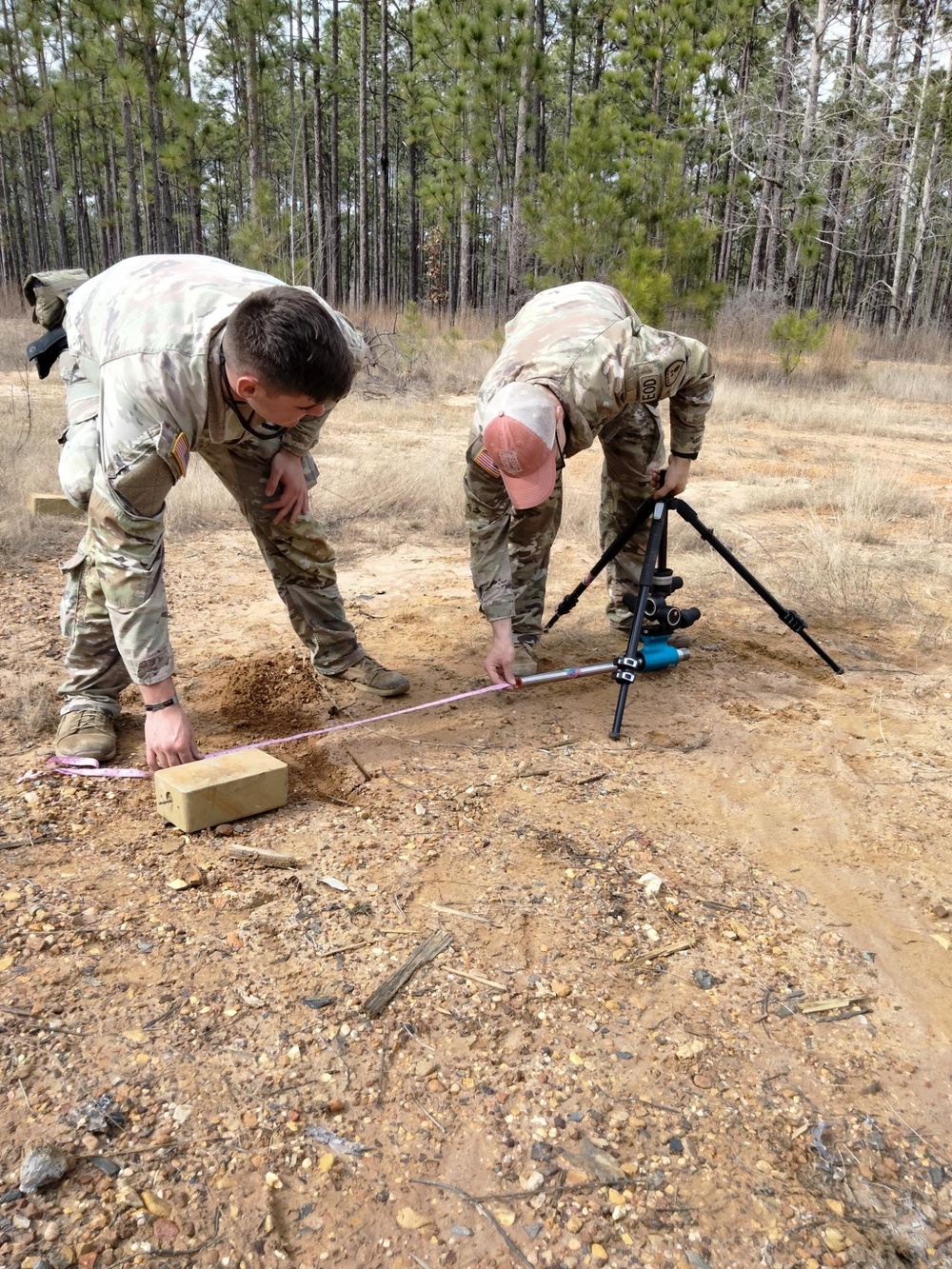 Army, Air Force Explosive Ordnance Disposal technicians train to defeat explosive drones