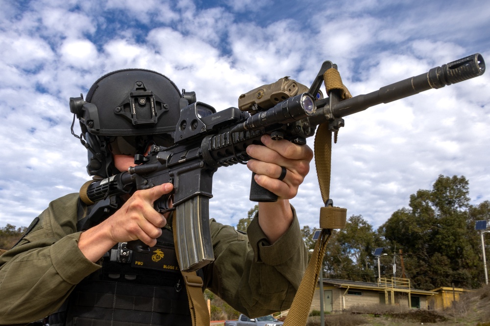 Marines conduct SRT Range MCAS Miramar