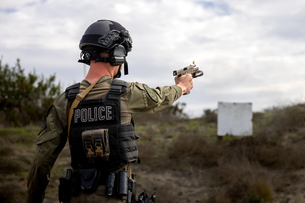 Marines conduct SRT Range MCAS Miramar