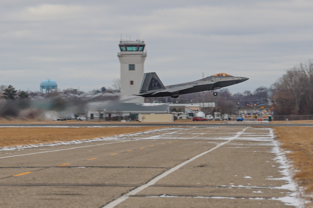 Mitchell Trophy Air Race revived at Selfridge