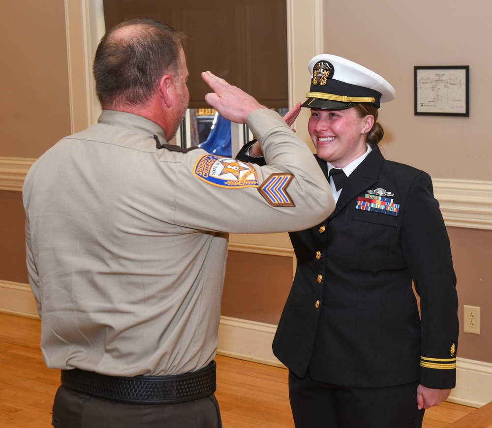 Naval Medical Center Camp Lejeune physician assistants program graduates five, welcomes new PAs into officer ranks