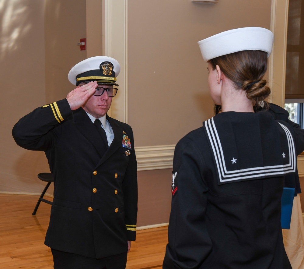 Naval Medical Center Camp Lejeune physician assistants program graduates five, welcomes new PAs into officer ranks