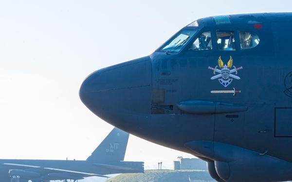 69th Expeditionary Bomb Squadron conduct Onyx Cross