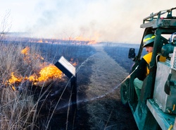 Where Flight Took Off, Fire Now Soars: Huffman Prairie's Prescribed Burn [Image 8 of 13]