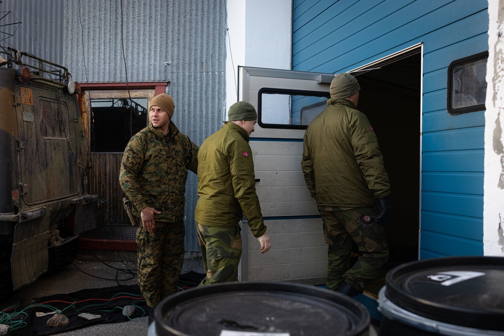 Exercise Joint Viking 25: II MEF and 2d MARDIV Leadership Visits Marines and Sailors Participating in Exercise JV25