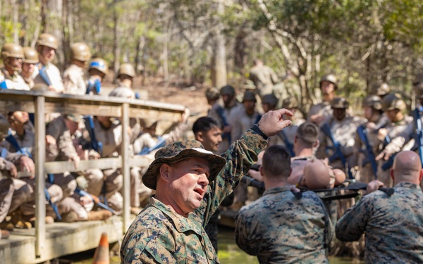 Field Medical Training Battalion – East conducts casualty evacuation training