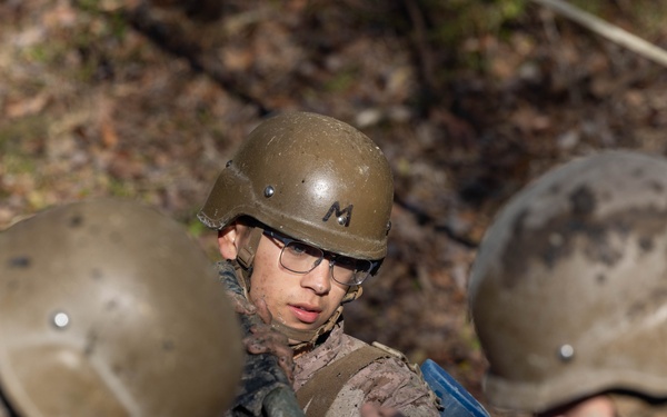 Field Medical Training Battalion – East conducts casualty evacuation training
