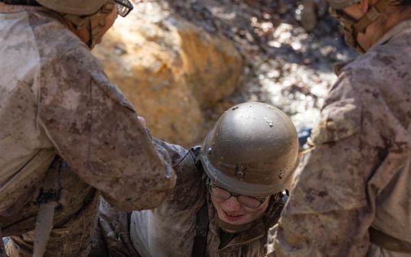 Field Medical Training Battalion – East conducts casualty evacuation training